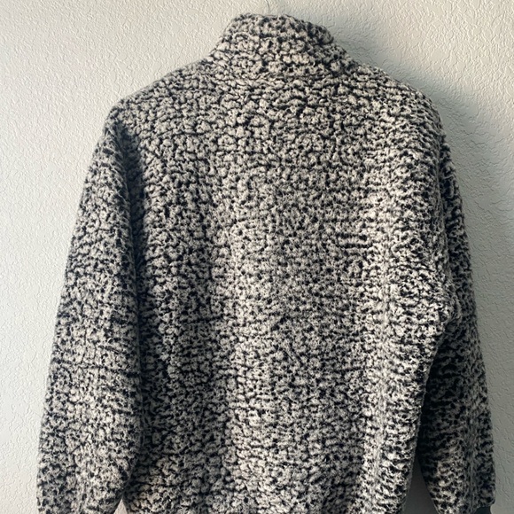 Express One Eleven Sherpa Fleece Black and White Jacket - Picture 2 of 4